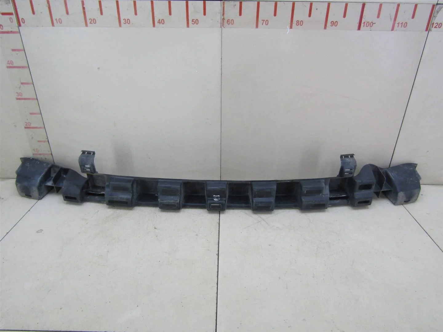 Наполнитель заднего бампера Renault Logan 2005-2014  [8200832180]  1.6 K7M710 в Вологде