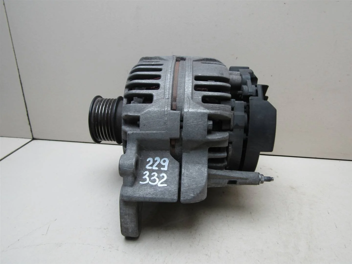 Генератор VW Polo 2001-2009  [037903025G]  1.4 BBY в Вологде