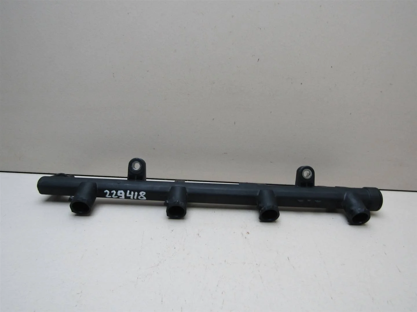 Рейка топливная (рампа) Renault Megane II 2002-2009  [8200135504]  1.6 K4M в Вологде