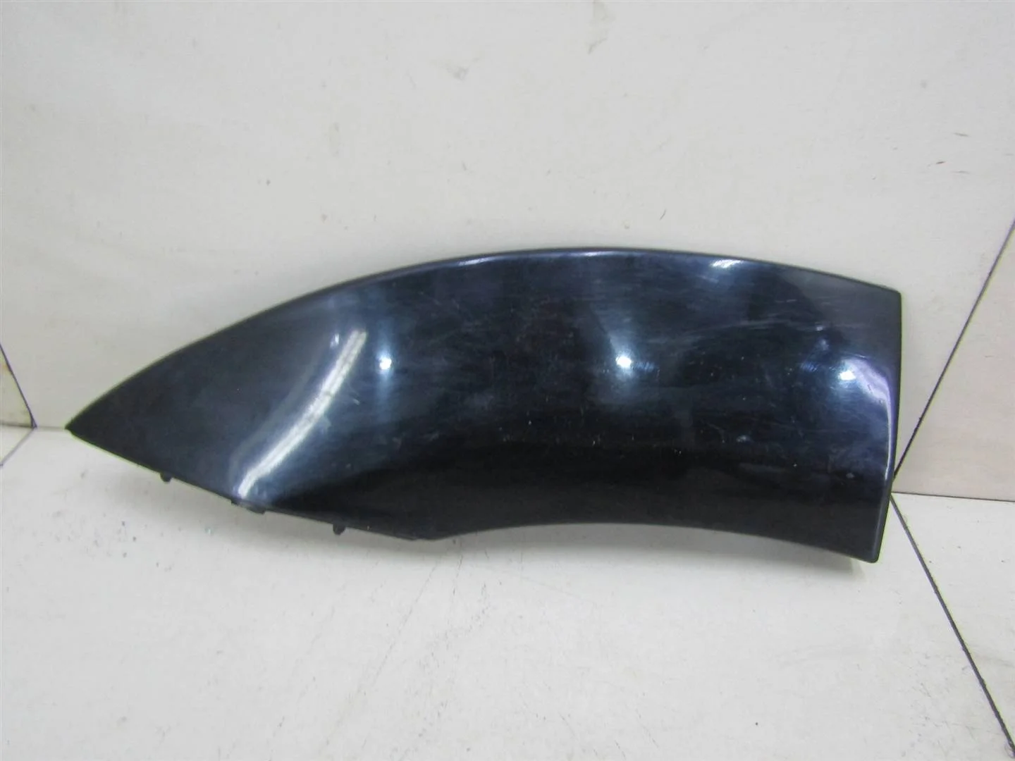 Накладка заднего крыла правого Kia Sorento (JC) 2002-2009  [877903E500]  2.5 CRDI D4CB в Вологде