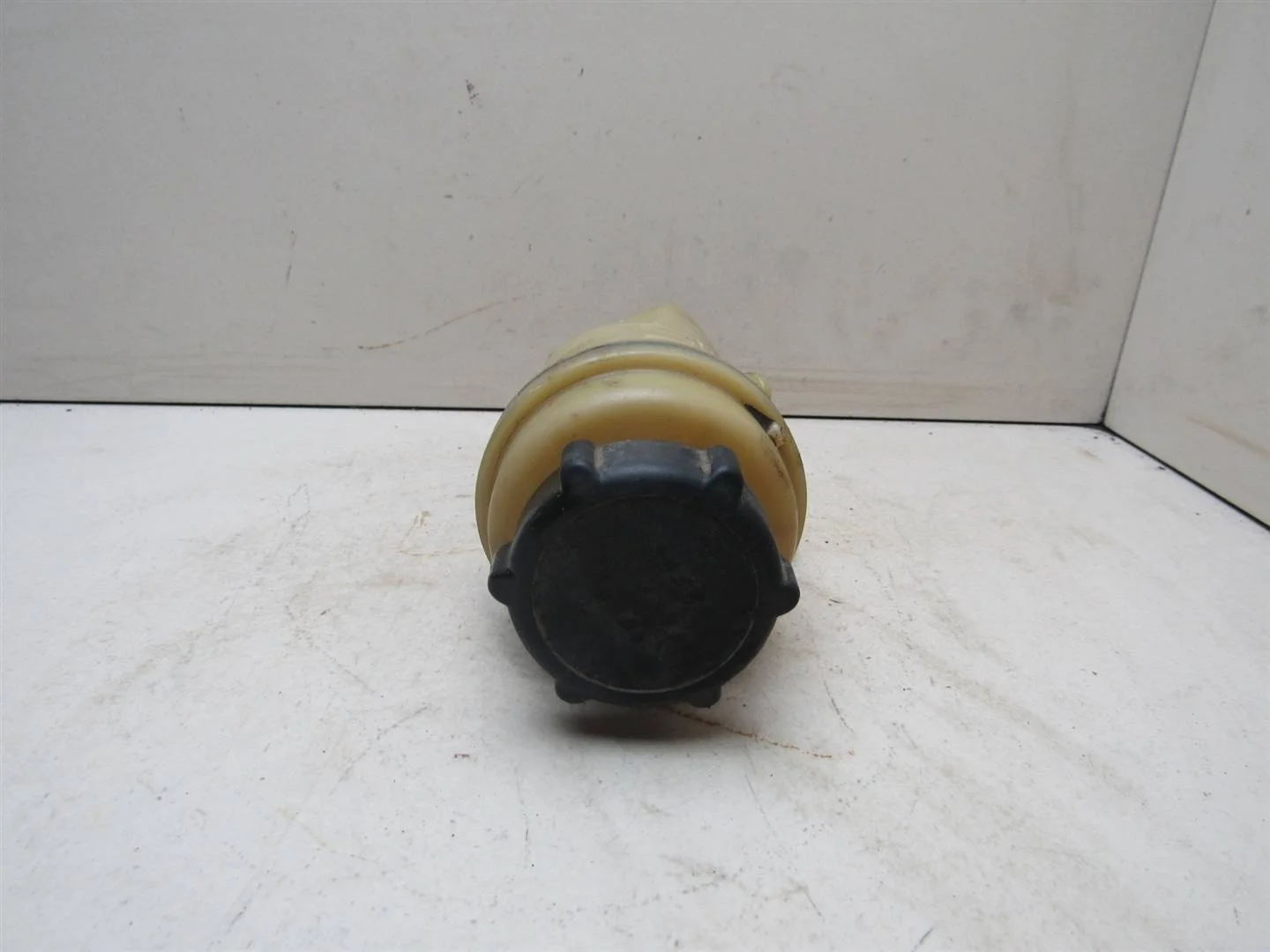 Бачок гидроусилителя Ford Focus I 1998-2004  [1433878]  2.0 8V SPLIT PORT в Вологде