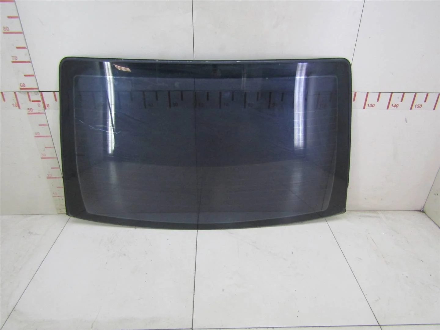 Стекло заднее Ford Focus I 1998-2004  [1090399]  2.0 8V SPLIT PORT в Вологде