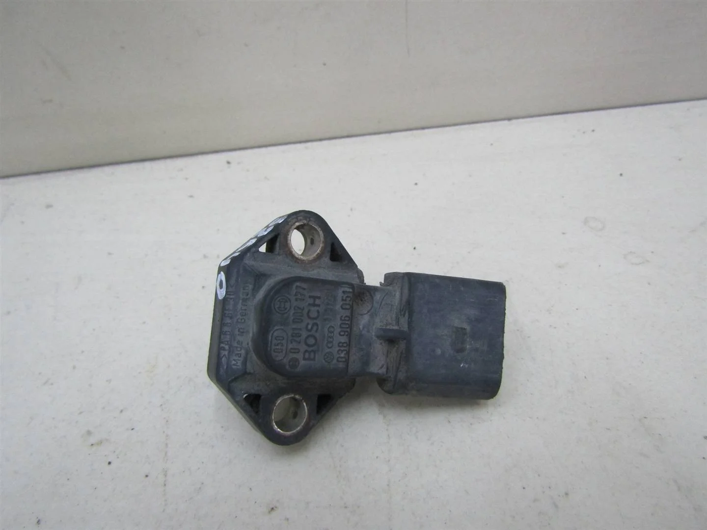 Датчик абсолютного давления Skoda Octavia 1997-2000  [038906051]  1.9 AGR в Вологде