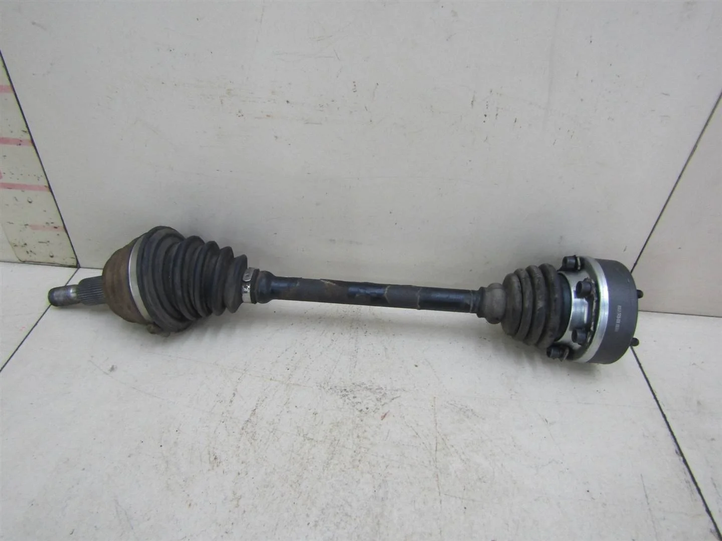 Полуось передняя левая Skoda Octavia 1997-2000  [1J0407271H]  1.9 AGR в Вологде