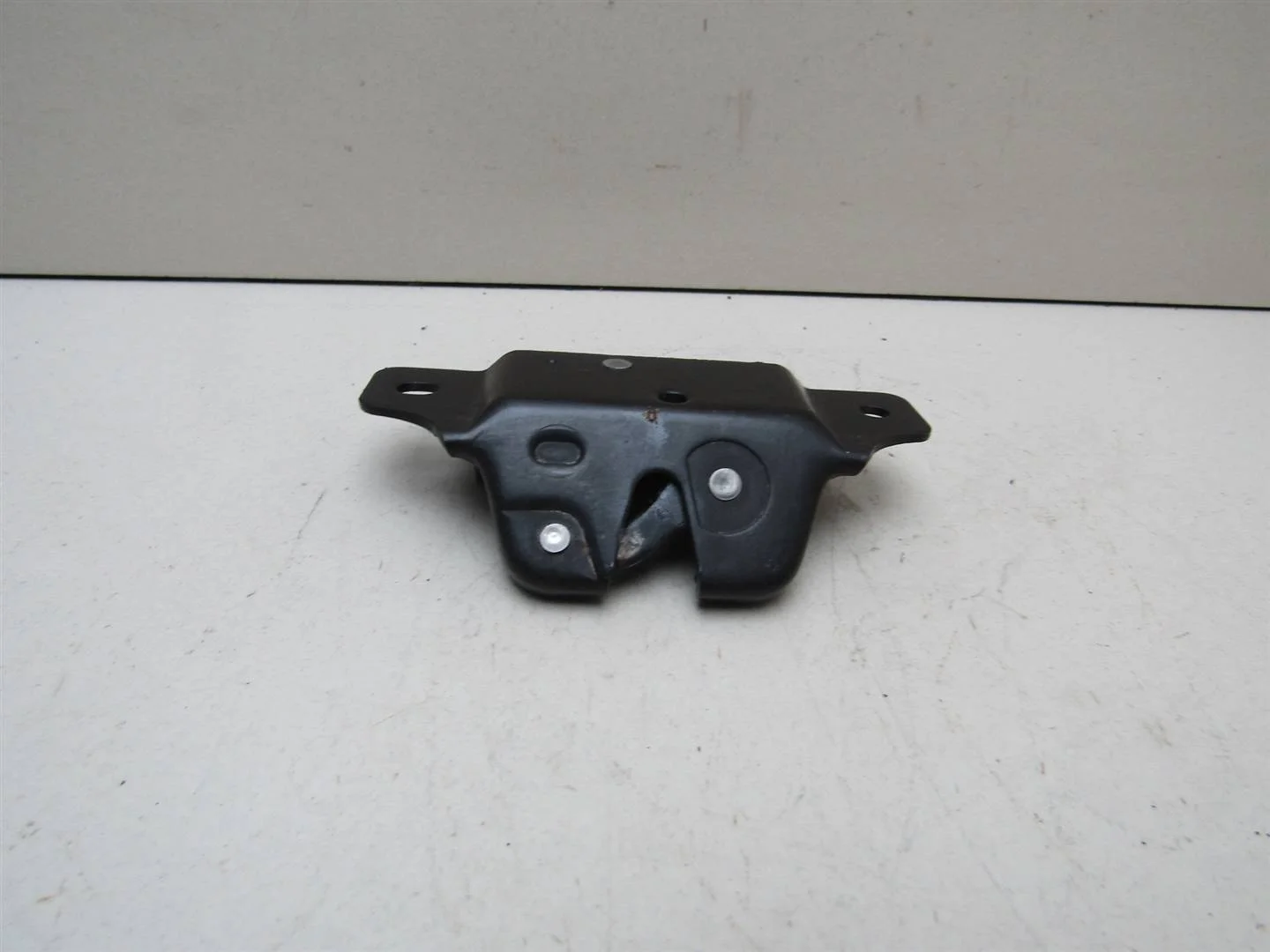 Замок багажника Peugeot 206 1998-2012  [871951]  в Вологде