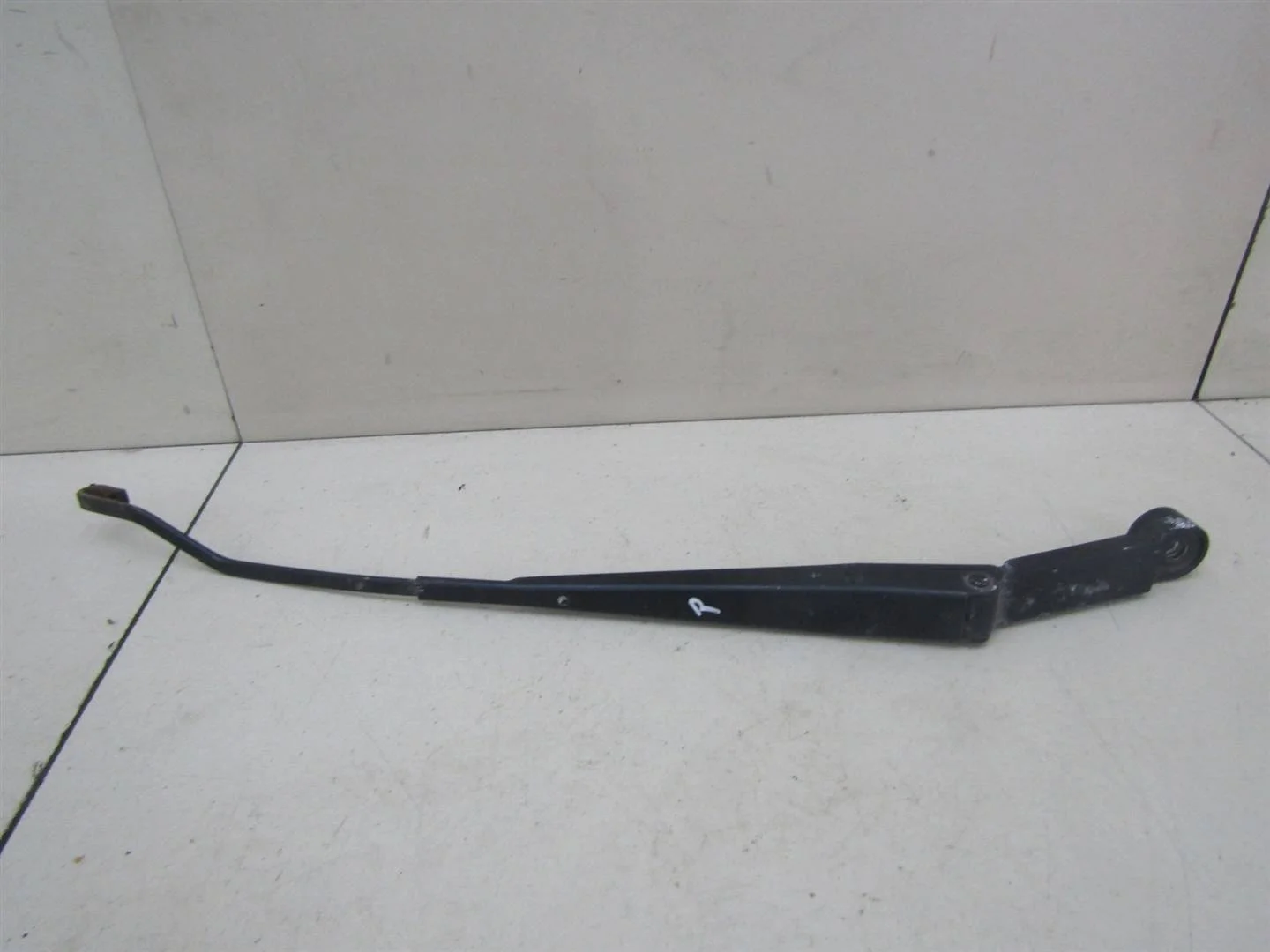 Поводок стеклоочистителя передний правый Chevrolet Lacetti 2004-2013  [95211019]  1.4 F14D3 в Вологде