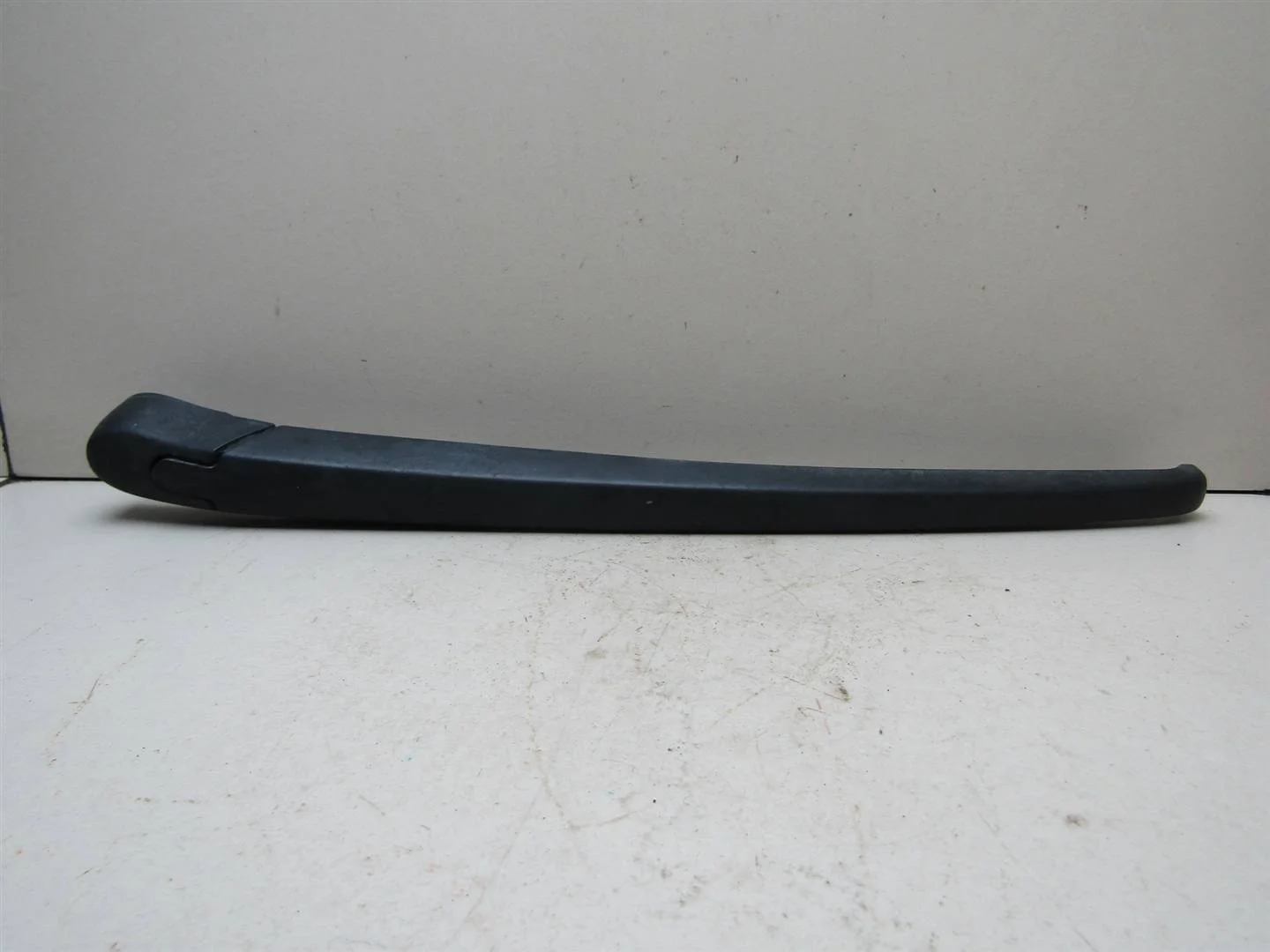 Поводок стеклоочистителя заднего Hyundai Tucson 2004-2010  [988112E000]  2.0 16V G4GC в Вологде
