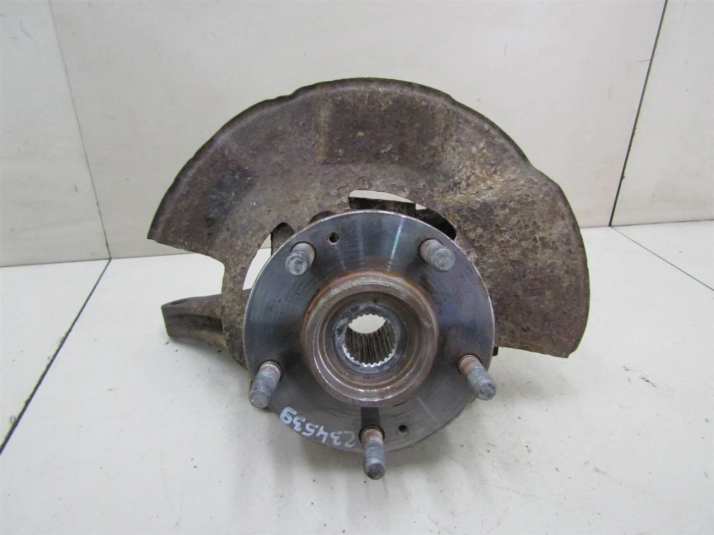 Кулак поворотный передний левый Hyundai Tucson 2004-2010  [517152E100]  2.0 16V G4GC в Вологде