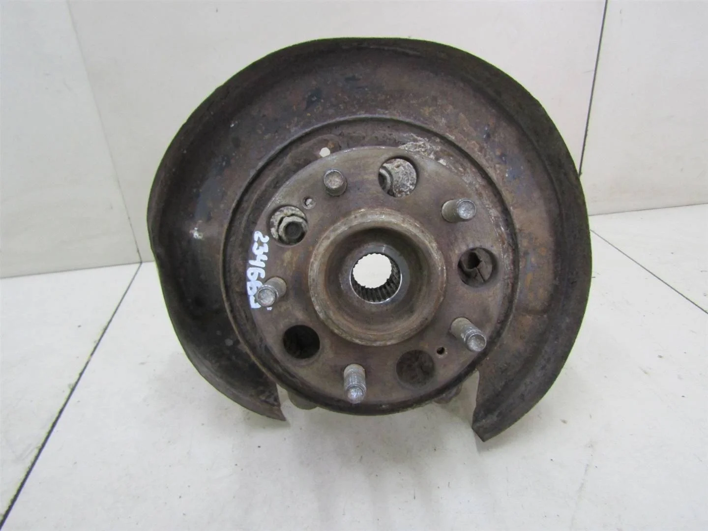 Кулак поворотный задний левый Hyundai Tucson 2004-2010  [527502E500]  2.0 16V G4GC в Вологде