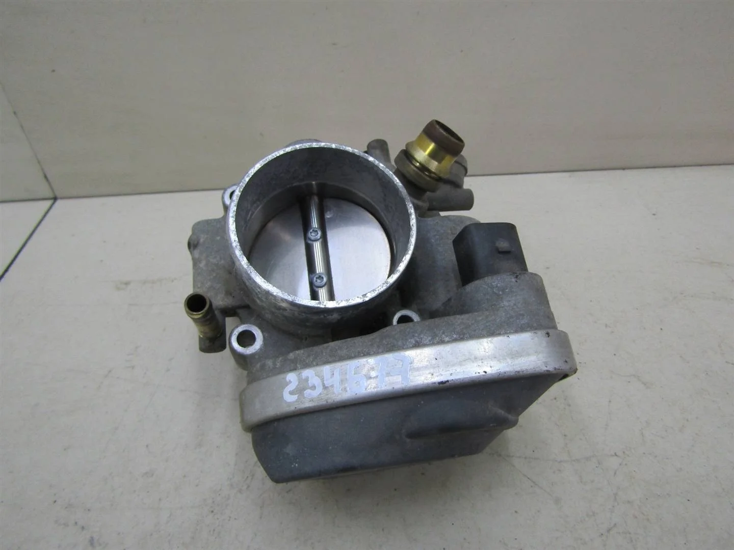 Заслонка дроссельная Opel Astra H \ Family 2004-2015  [55562380]  Z18XER A18XER в Вологде