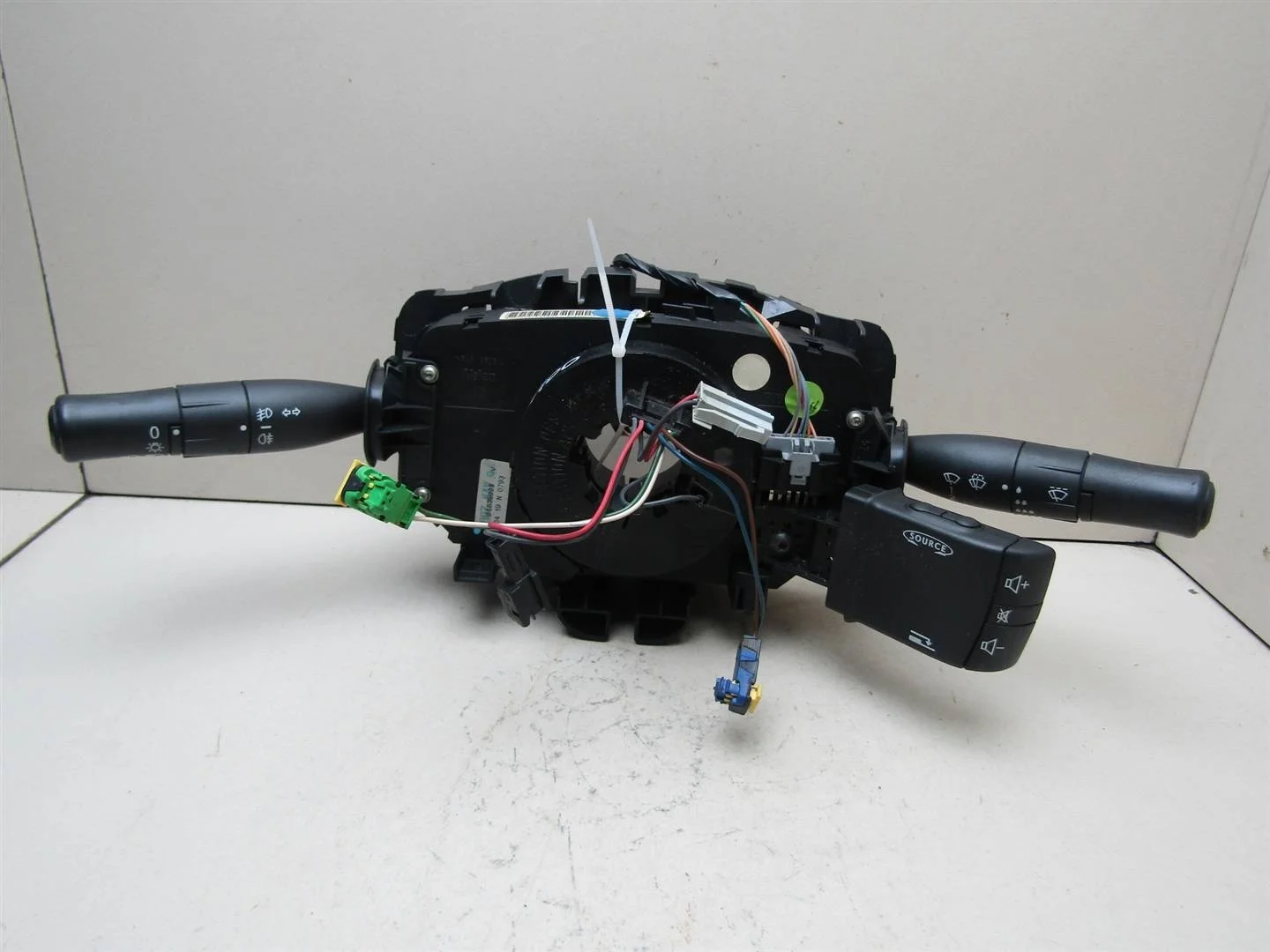 Переключатель подрулевой в сборе Renault Megane II 2002-2009  [8200216465]  в Вологде