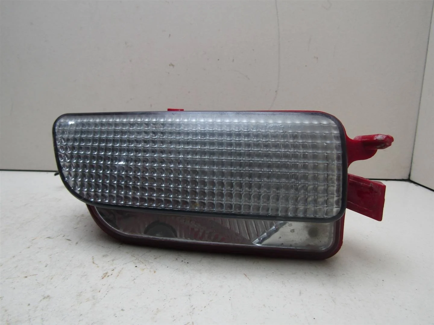 Фонарь задний в бампер правый Citroen C4 2005-2011  [6351V1]  1.6 5FW в Вологде