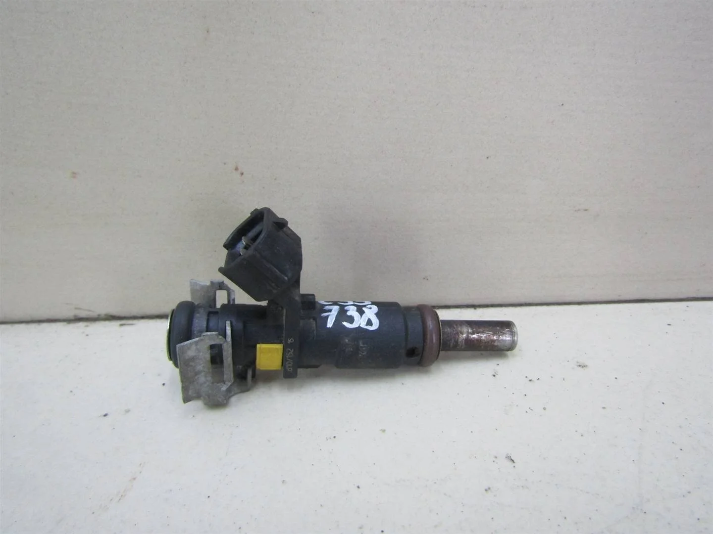 Форсунка инжекторная электрическая Citroen C4 2005-2011  [1984G7]  1.6 5FW в Вологде