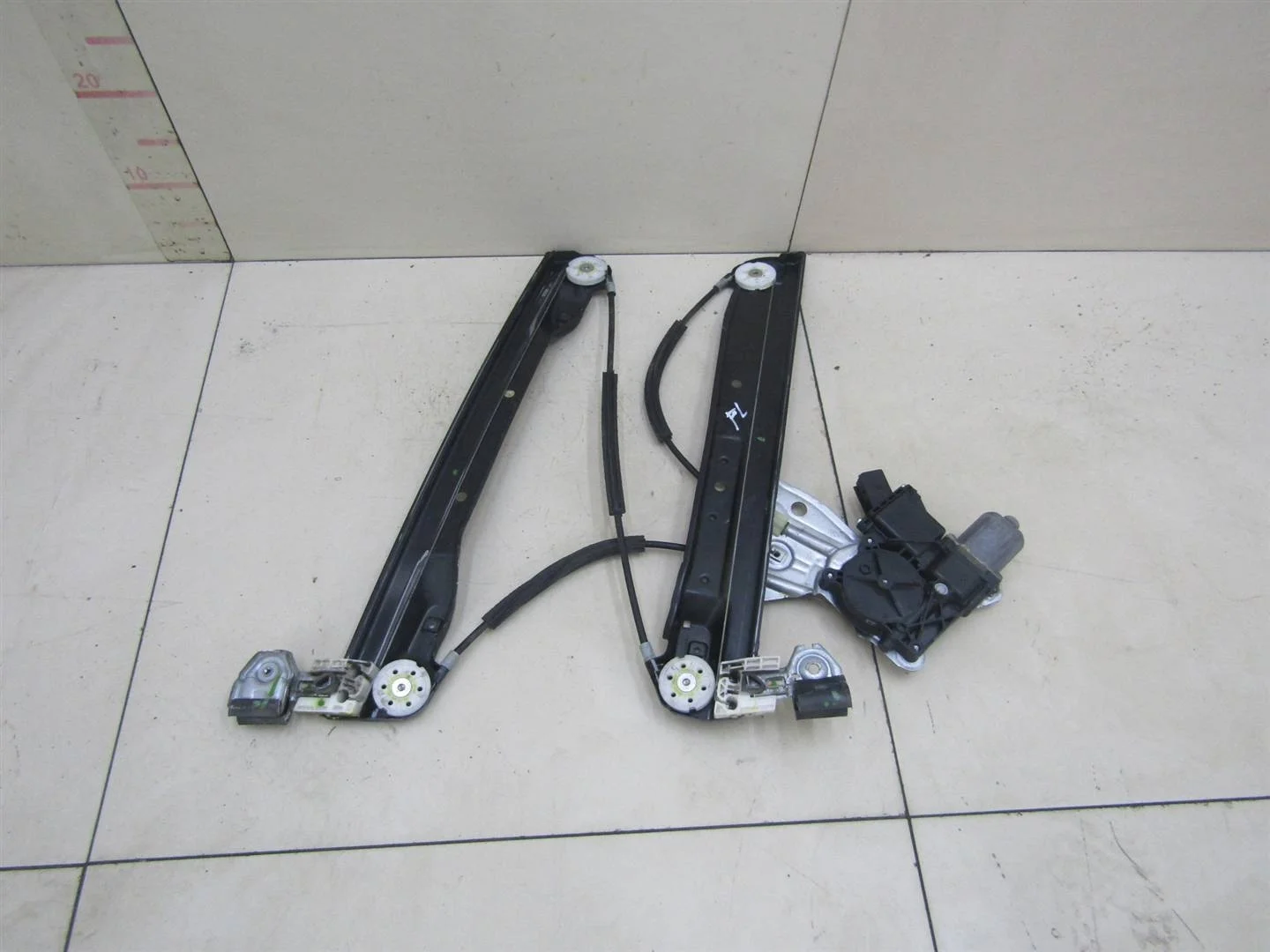 Стеклоподъемник электр. передний левый Opel Meriva B 2010-2018  [93168802]  в Вологде