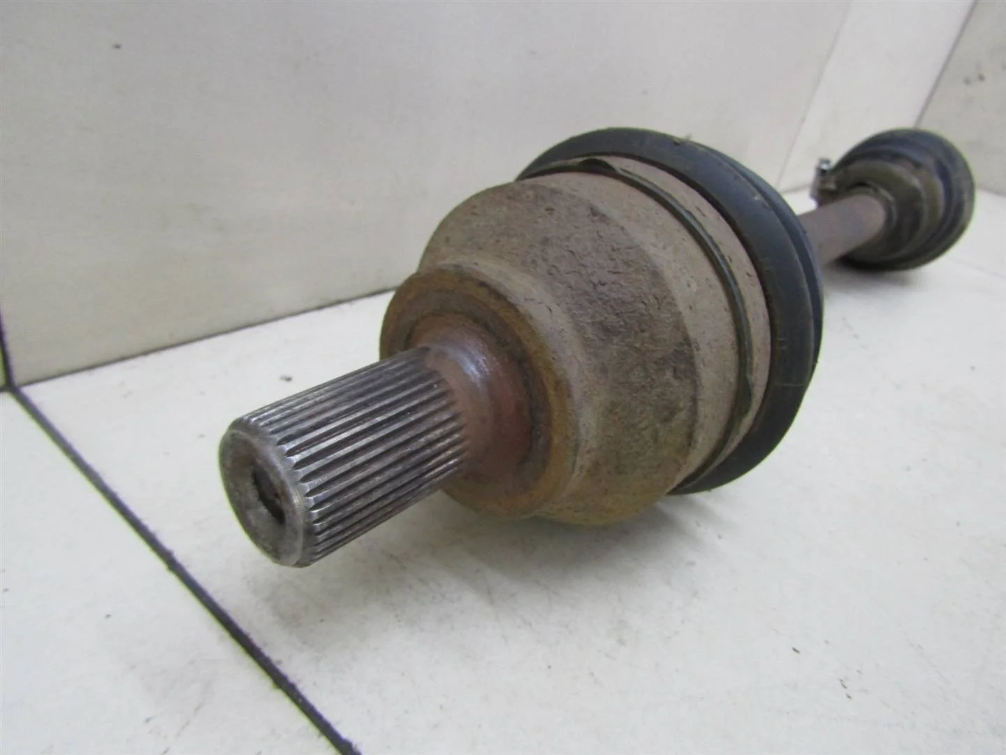 Полуось передняя левая Ford Focus II 2008-2011  [1567848]  1.8 16V QQDB в Вологде