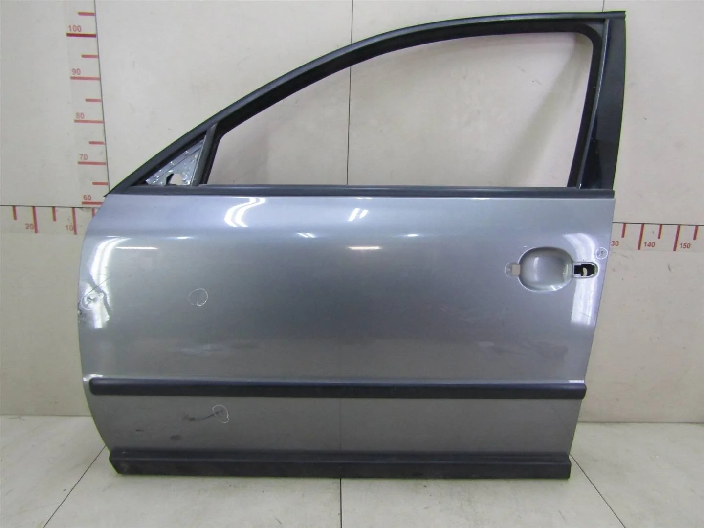 Дверь передняя левая VW Passat (B5+) 2000-2005  [3B4831051BE]  в Вологде