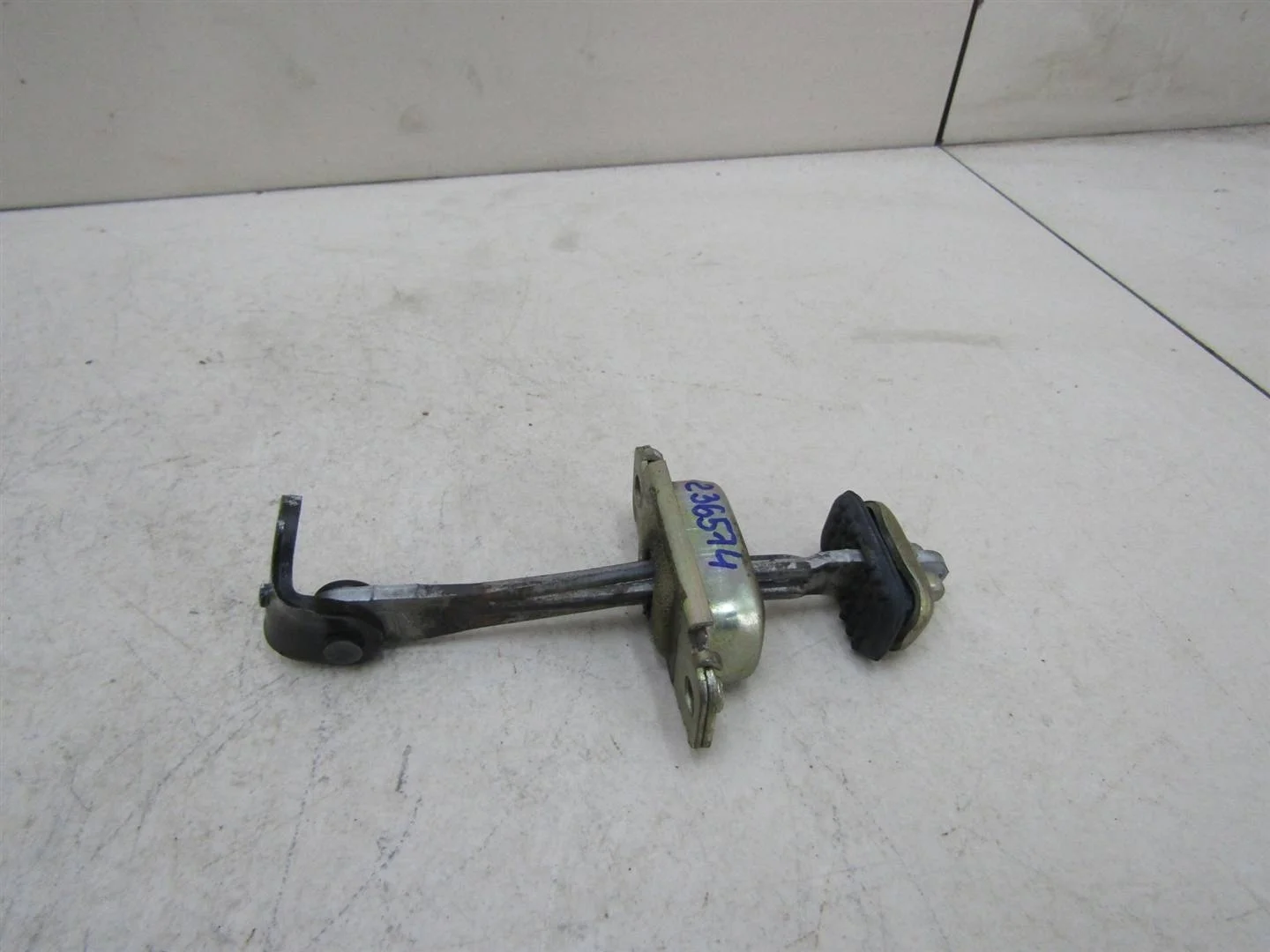 Ограничитель двери Honda CR-V 1996-2002  [72840S04003]  в Вологде