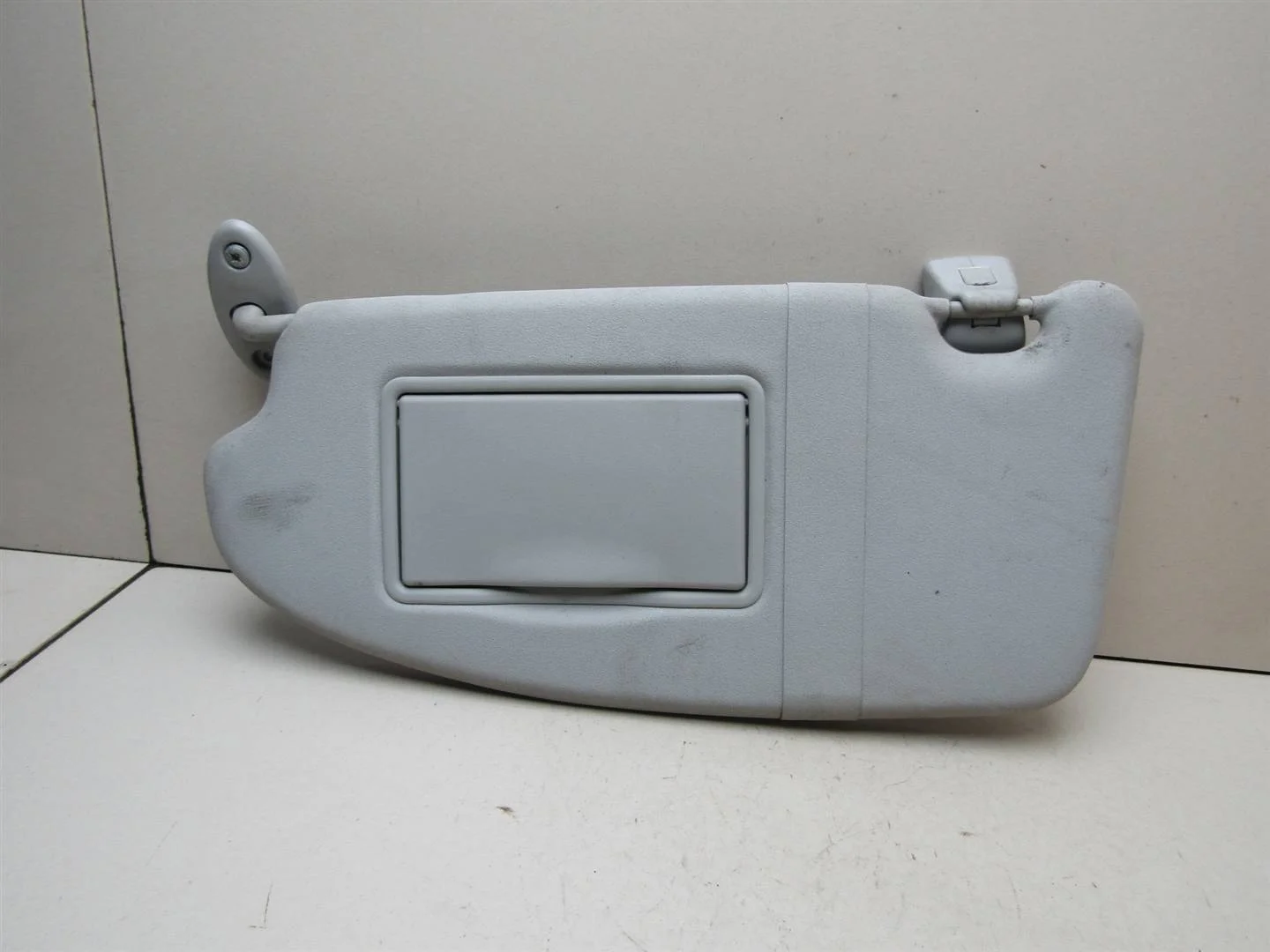 Козырек солнцезащитный (внутри) Ford Focus II 2008-2011  [1700319]  1.8 16V QQDB в Вологде