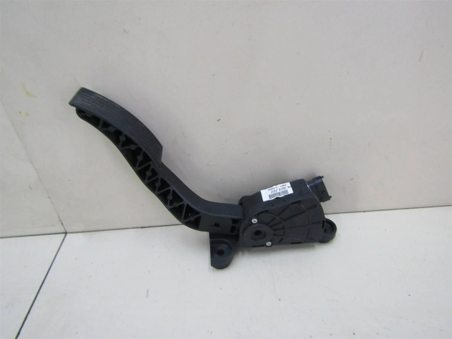 Педаль газа Kia RIO 2011-2017  [327001J600]  1.6 16v G4FC в Вологде