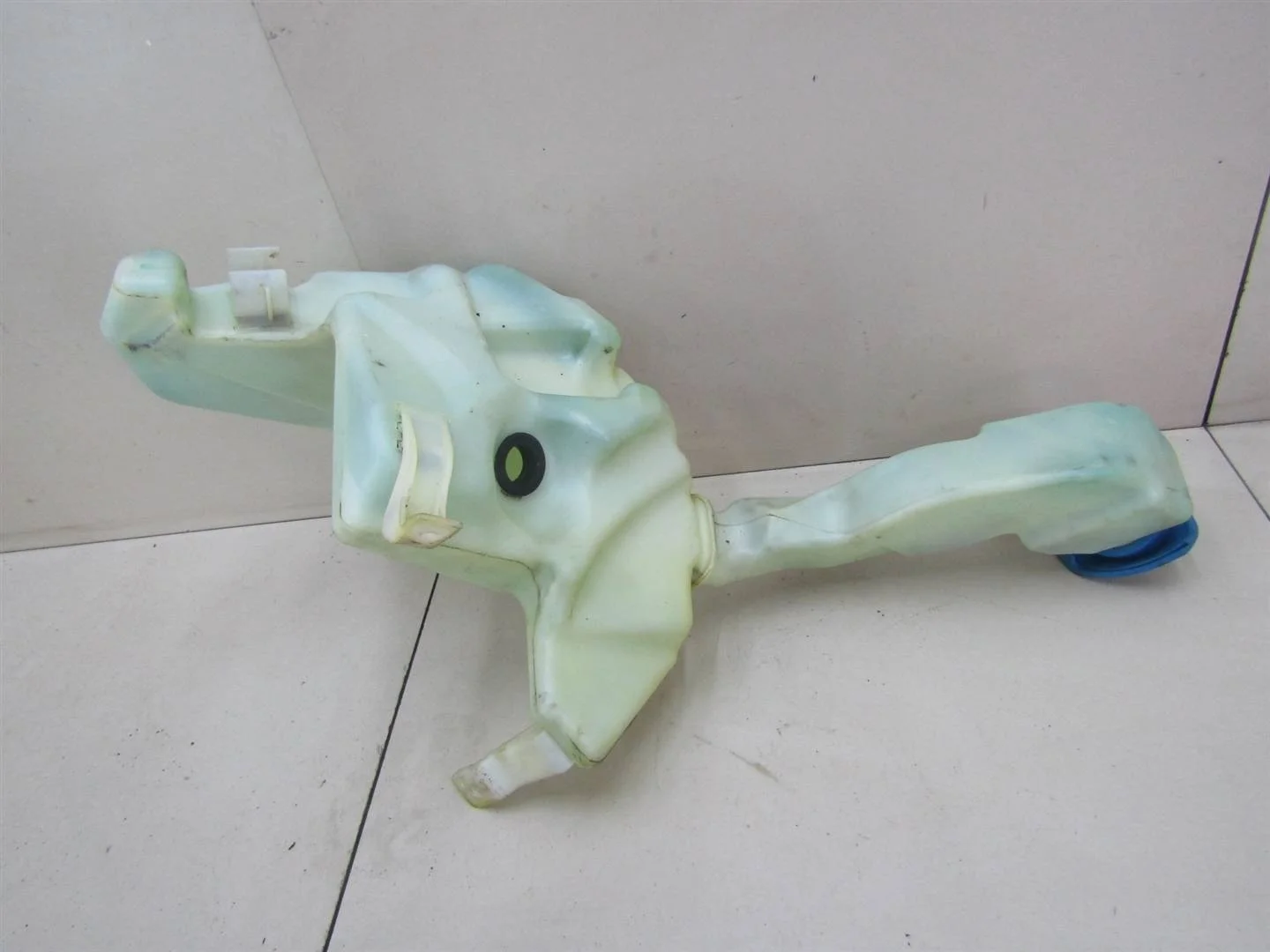 Бачок омывателя лобового стекла VW Passat (B5+) 2000-2005  [3B0955453AF]  1.8T 20V AWM  в Вологде
