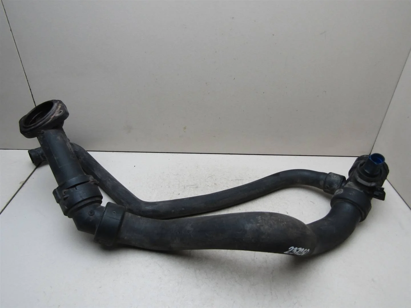 Патрубок радиатора VW Passat (B5+) 2000-2005  [4B0121055J]  1.8T 20V AWM  в Вологде