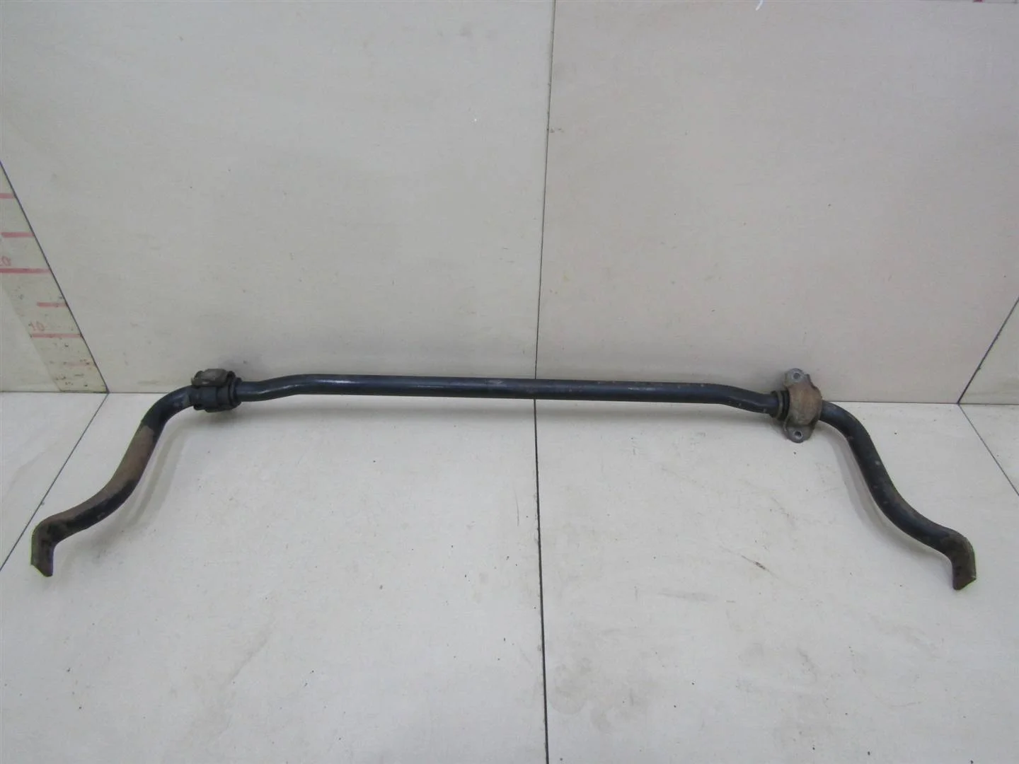 Стабилизатор передний VW Passat (B5+) 2000-2005  [8D0411309K]  1.8T 20V AWM  в Вологде