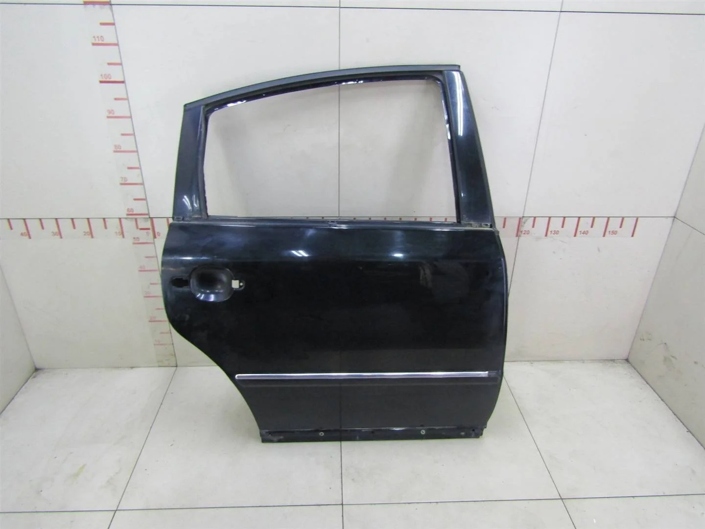 Дверь задняя правая VW Passat (B5+) 2000-2005  [3B5833052AB]  1.8T 20V AWM  в Вологде
