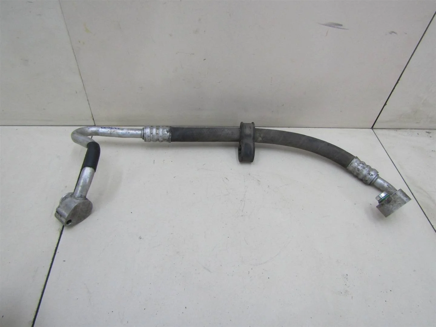 Трубка кондиционера VW Passat (B5+) 2000-2005  [3B0260707B]  1.8T 20V AWM  в Вологде