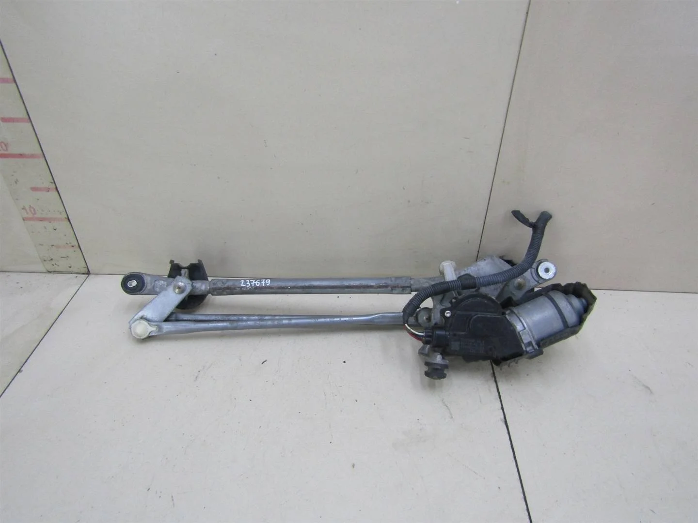 Моторчик стеклоочистителя передний Toyota RAV 4 2006-2013  [8511042150]  в Вологде