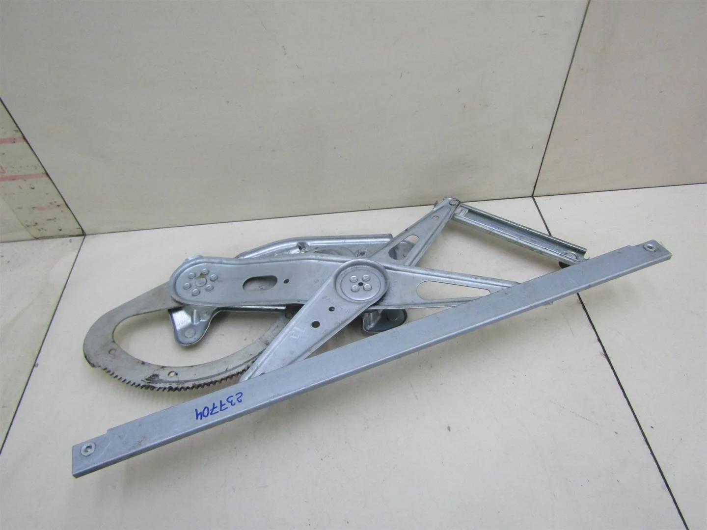 Стеклоподъемник электр. передний левый Renault Megane III 2009-нв  [807216718R]  в Вологде