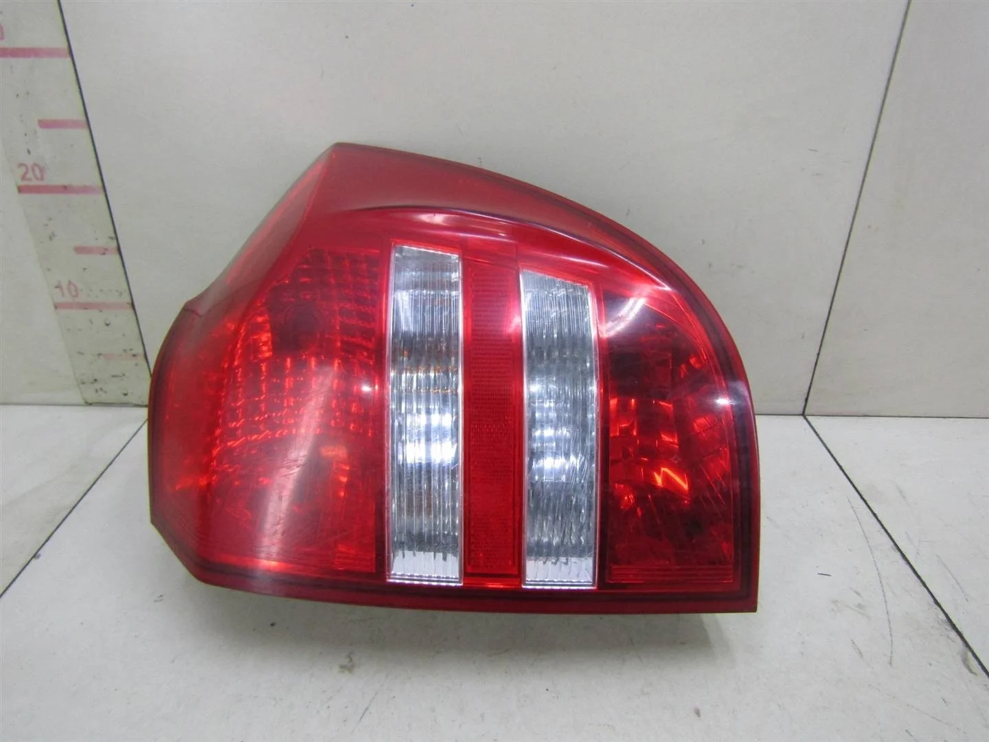 Фонарь задний правый Kia Ceed 2007-2012  [924021H300 ]  1.6 16v G4FC в Вологде