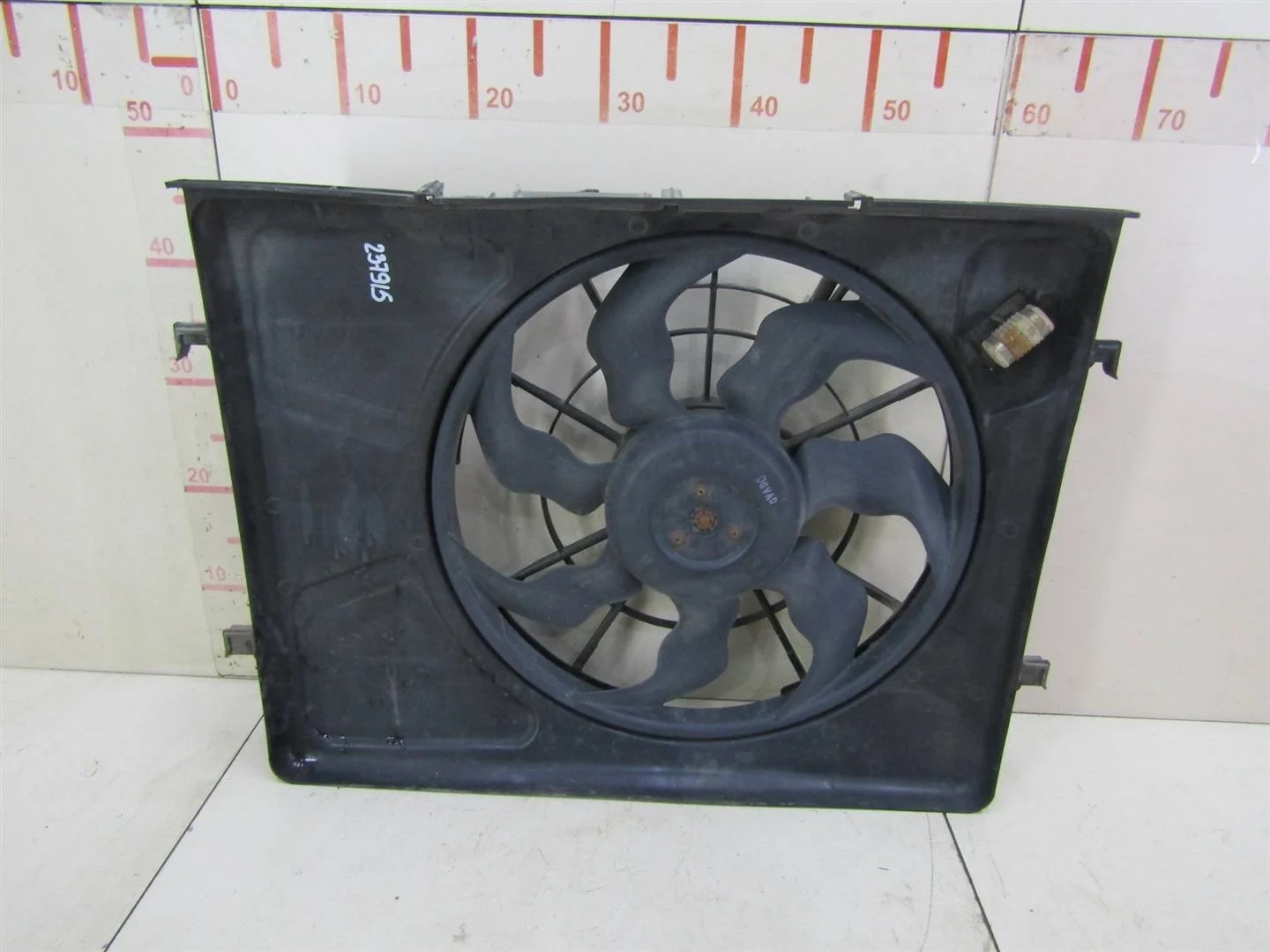 Вентилятор радиатора Kia Ceed 2007-2012  [253801H000]  1.6 16v G4FC в Вологде