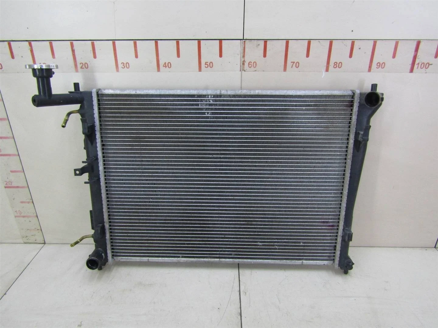 Радиатор основной Kia Ceed 2007-2012  [253101H060]  1.6 16v G4FC в Вологде