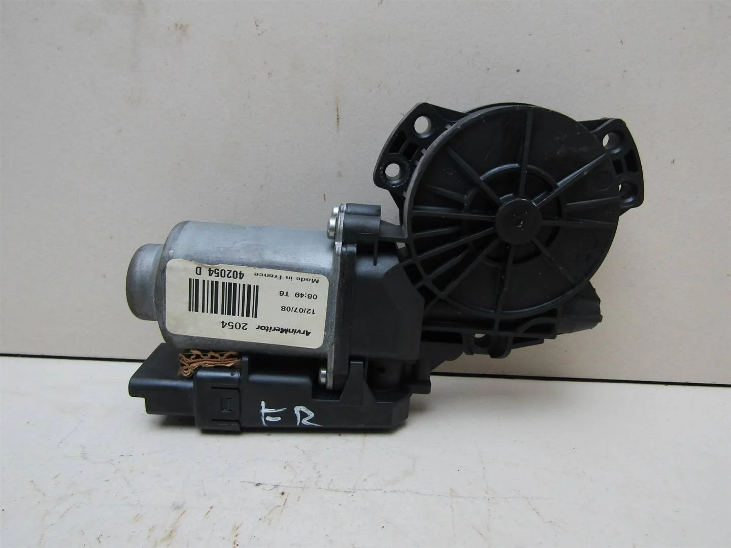 Моторчик стеклоподъемника Kia Ceed 2007-2012  [824601H010 ]  1.6 16v G4FC в Вологде