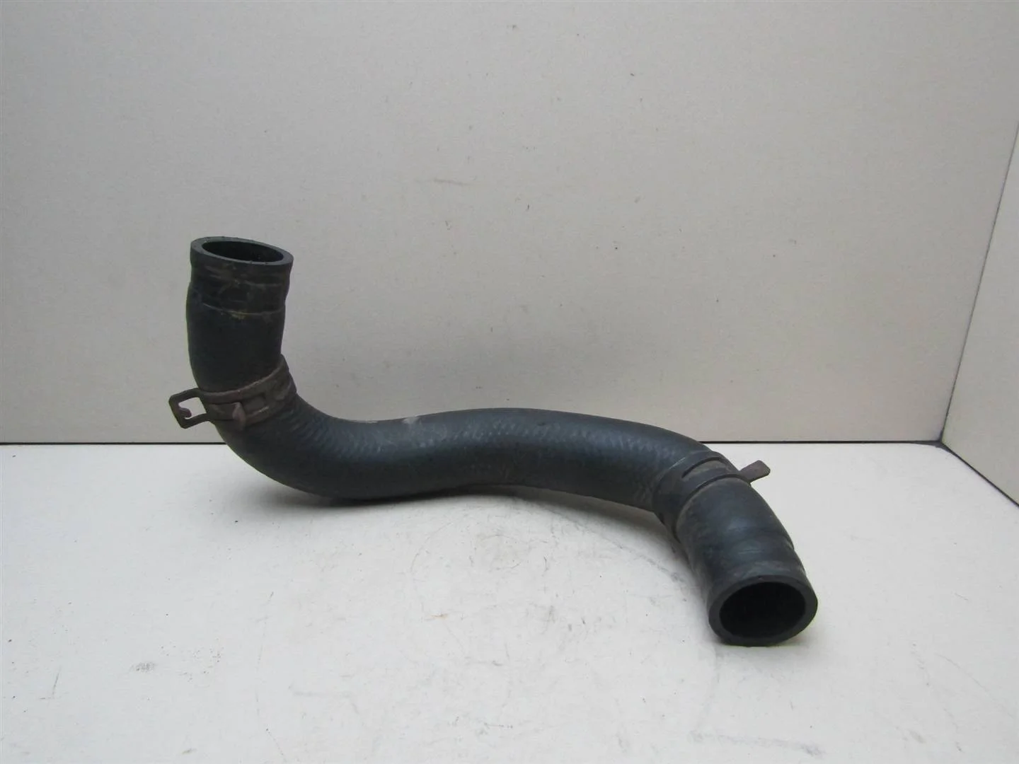 Патрубок радиатора Kia RIO 2011-2017  [254121R000]  1.4 16V  G4FA в Вологде