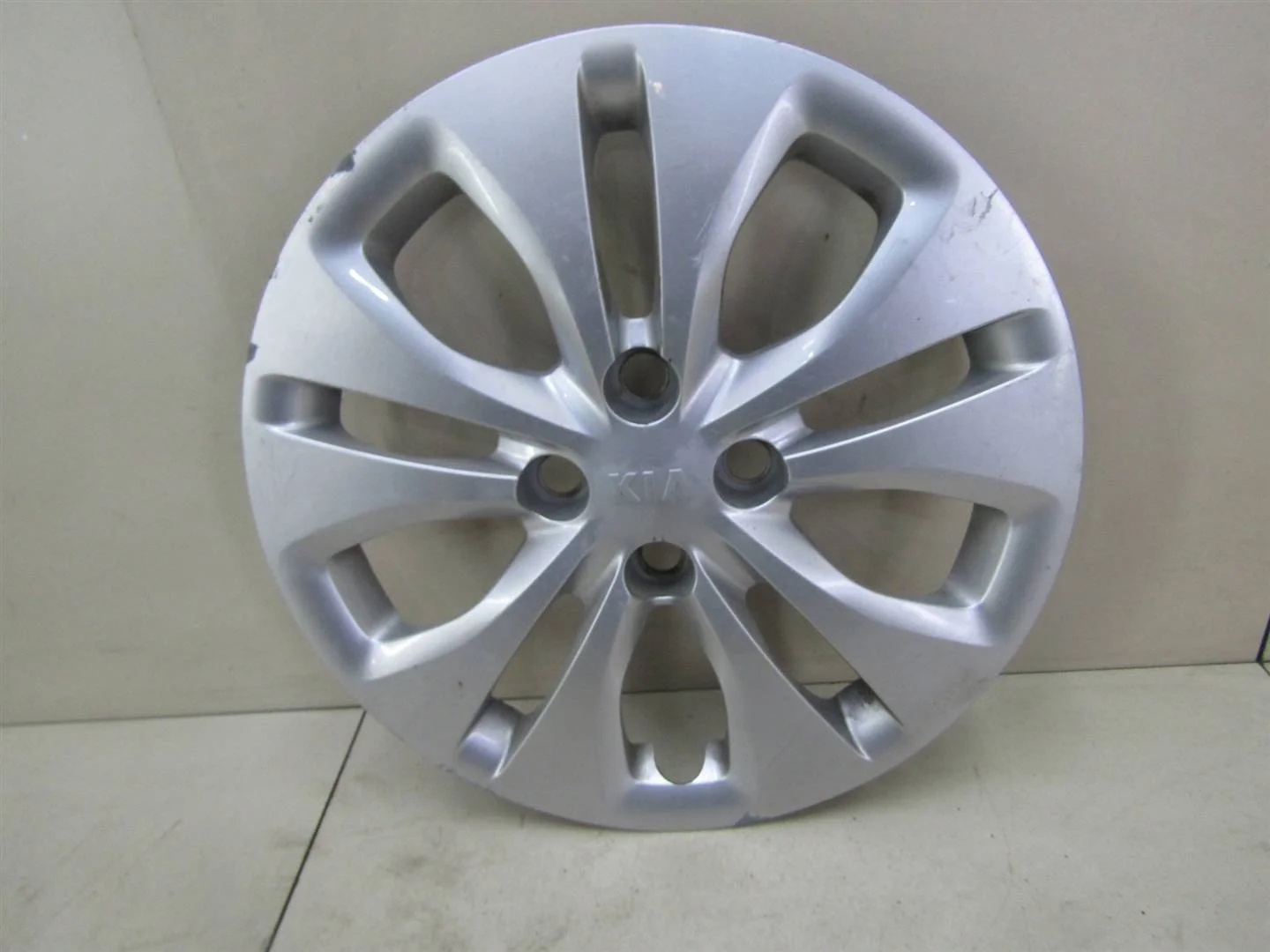 Колпак декоративный Kia RIO 2011-2017  [52960H0000]  1.4 16V  G4FA в Вологде