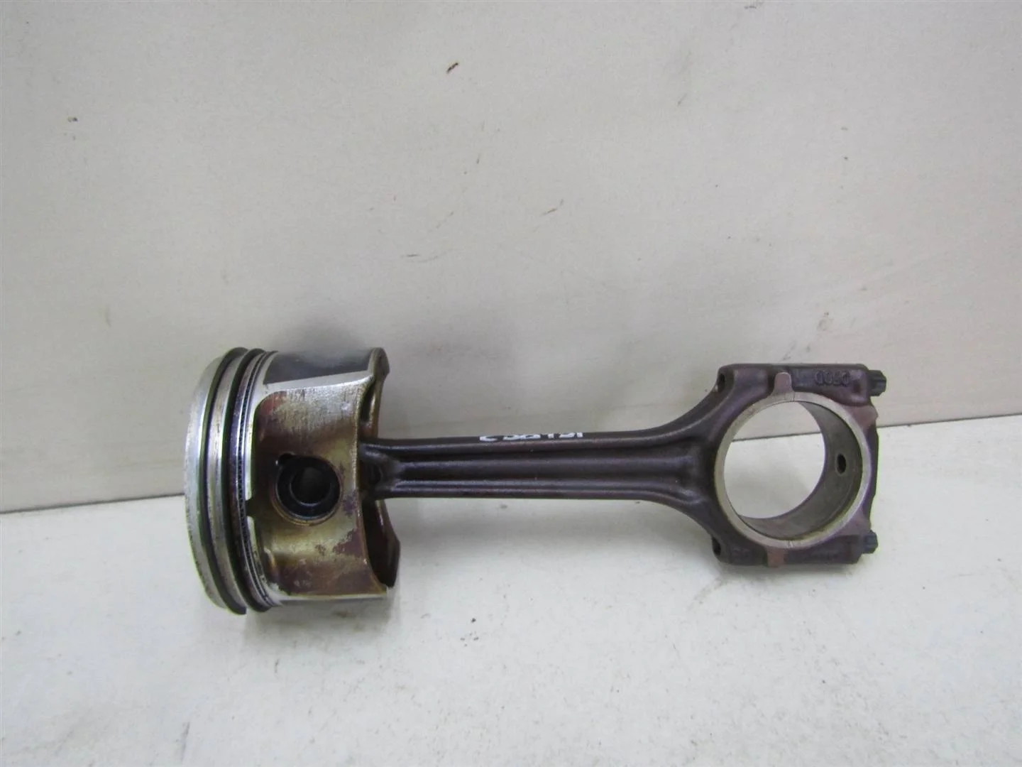 Шатун VW Golf Plus 2005-2014  [06B198401B]  1.6  в Вологде