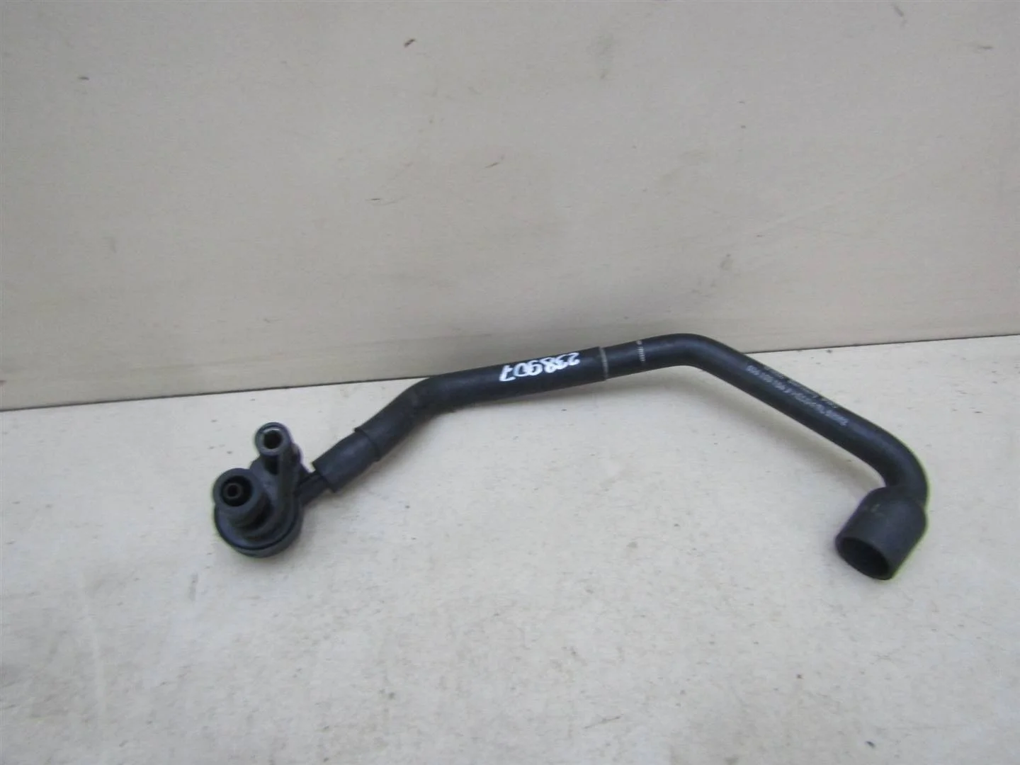 Шланг вентиляции картер. газов Skoda Octavia (A4 1U-) 2000-2011  [036103493BQ]  1.4  BCA в Вологде