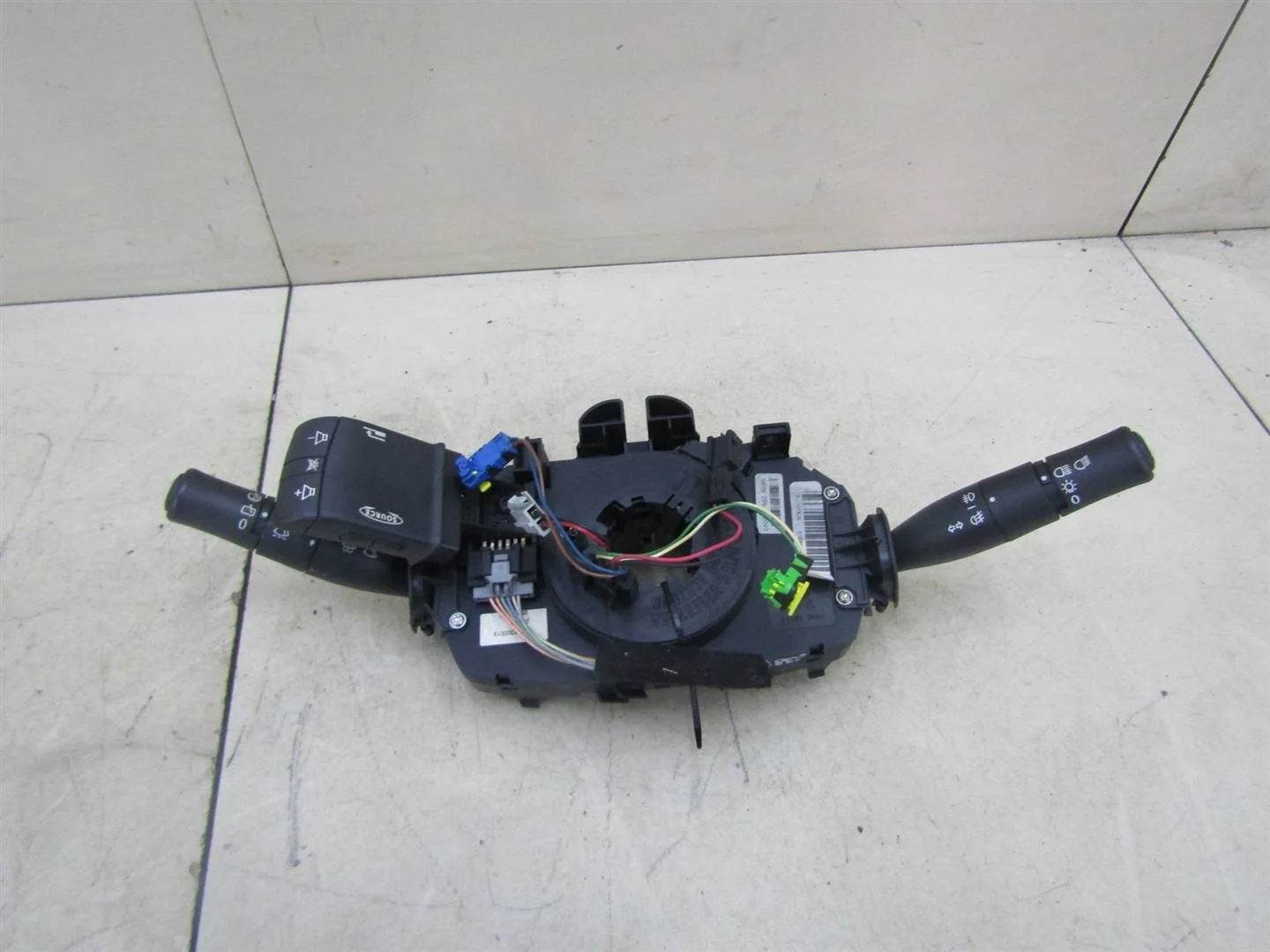 Переключатель подрулевой в сборе Renault Megane II 2002-2009  [8200216462]  в Вологде