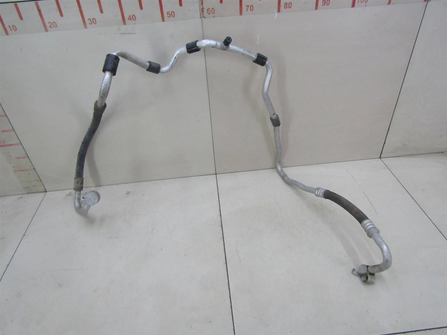 Трубка кондиционера VW Jetta 2011-нв  [5C0820743E]  1.4 CAXA в Вологде