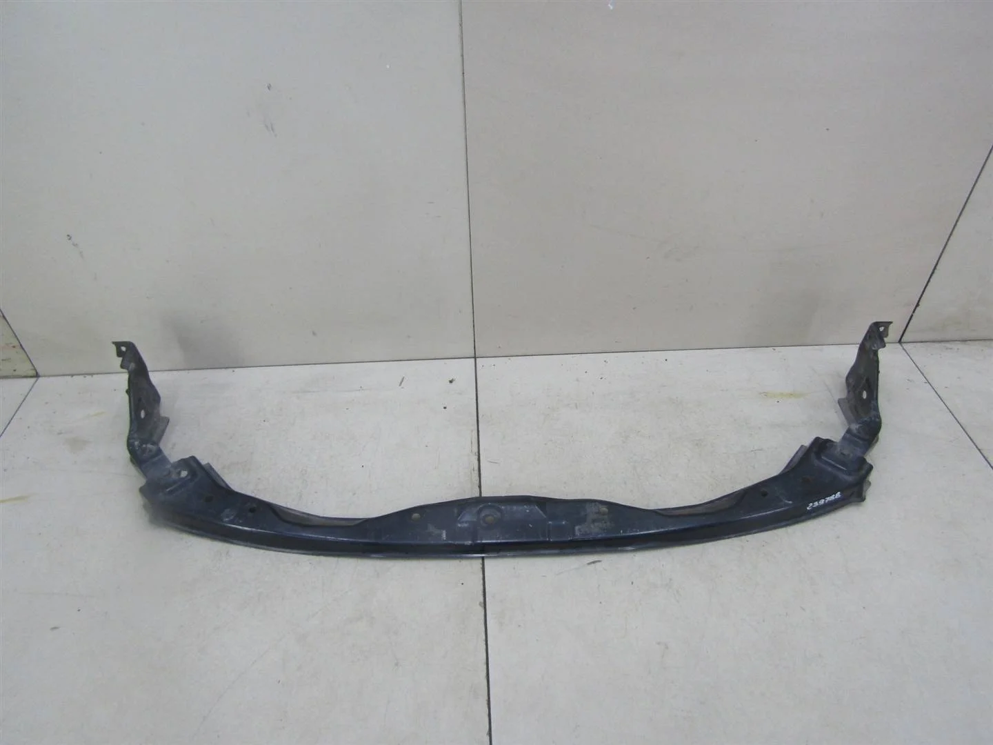 Усилитель переднего бампера Toyota Land Cruiser (150)-Prado 2009-нв  [5252160150]  в Вологде