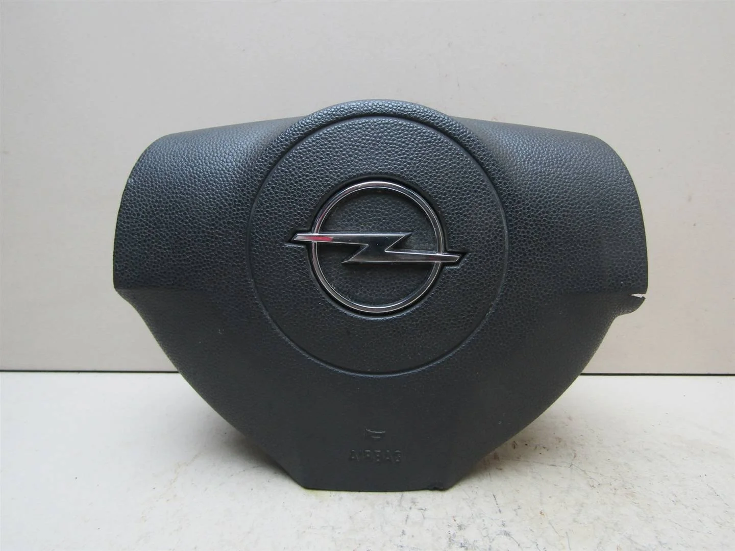 Подушка безопасности в рулевое колесо Opel Astra H \ Family 2004-2015  [93862633]  1.6 Z16XER в Вологде