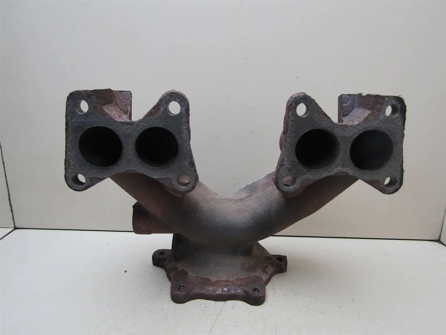 Коллектор выпускной Nissan Almera Classic (B10) 2006-2013  [1400495F0A]  1.6 16v QG16DE в Вологде