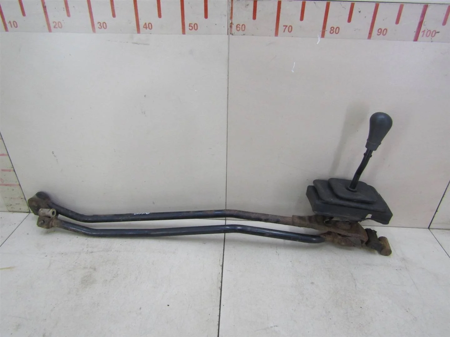 Кулиса КПП Nissan Almera Classic (B10) 2006-2013  [341105M400]  1.6 16v QG16DE в Вологде