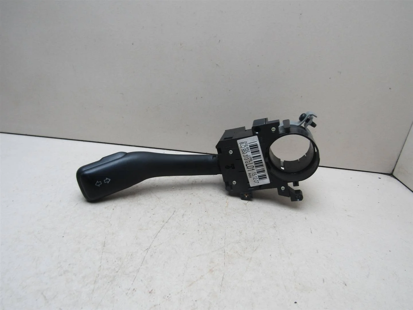Переключатель поворотов подрулевой Skoda Octavia (A4 1U-) 2000-2011  [8L0953513G]  1,4 BCA в Вологде