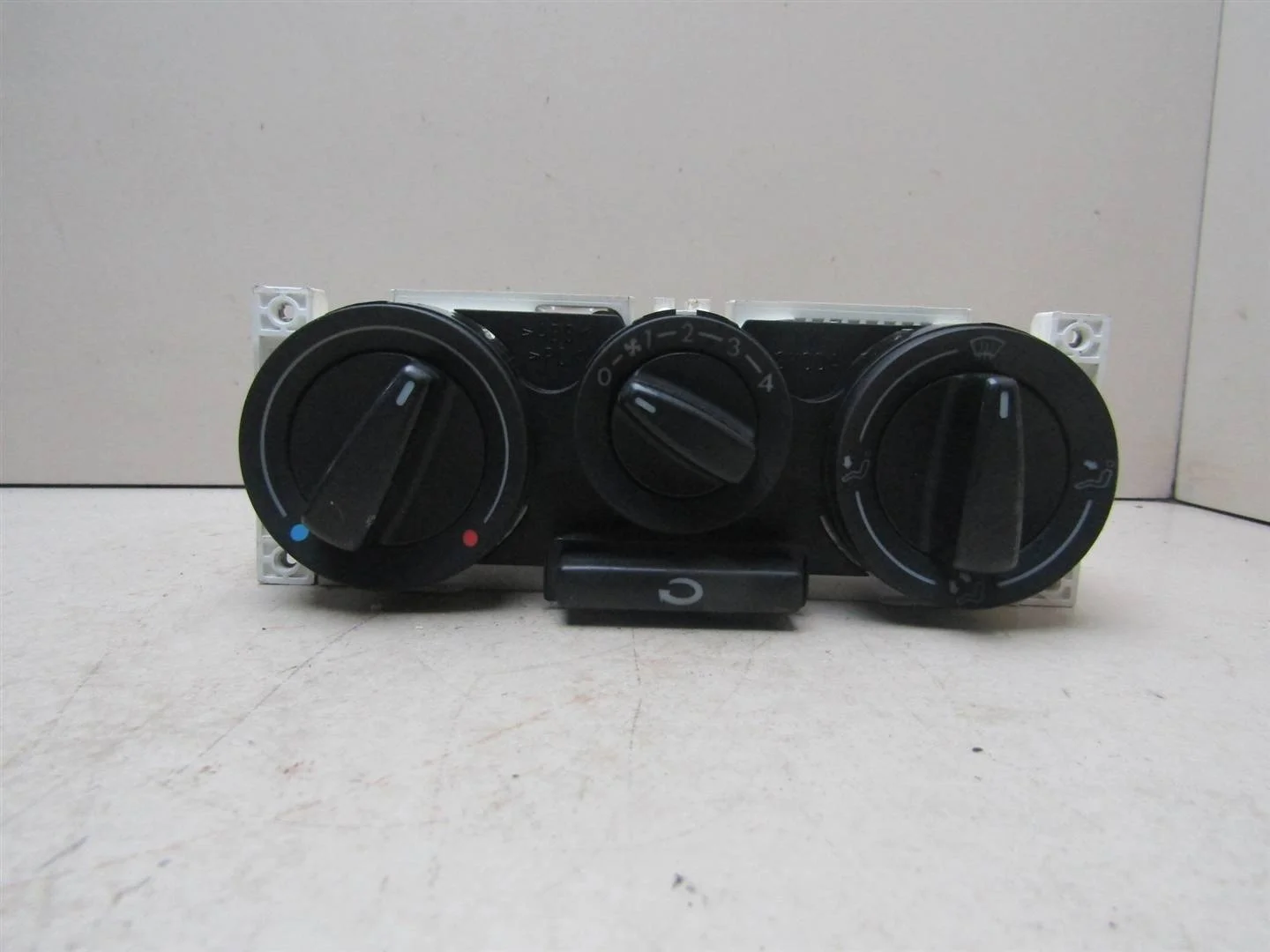 Блок управления печкой Skoda Octavia (A4 1U-) 2000-2011  [1J0819045E01C]  1,4 BCA в Вологде