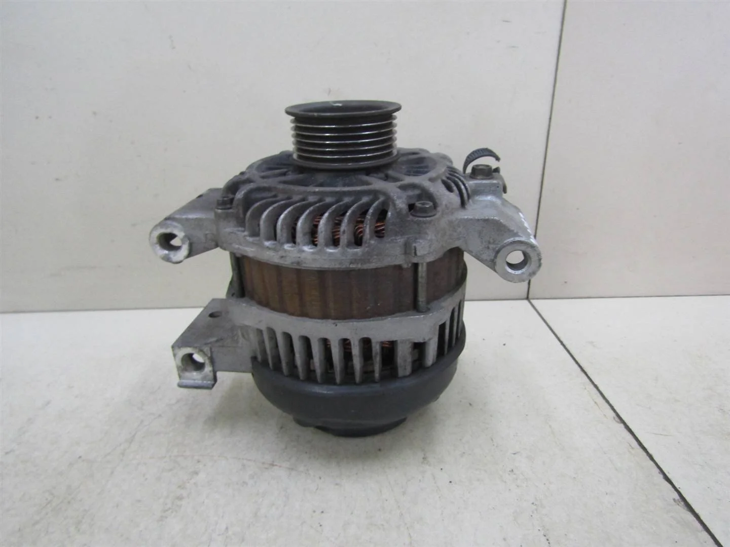 Генератор Mazda Mazda 6 (GH) 2007-2012  [L3P918300C]  2.0L LF17 в Вологде