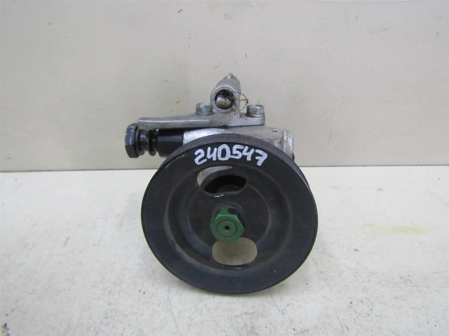 Насос гидроусилителя Hyundai Elantra 2000-2005  [571002D050]  1.6 16V G4ED в Вологде