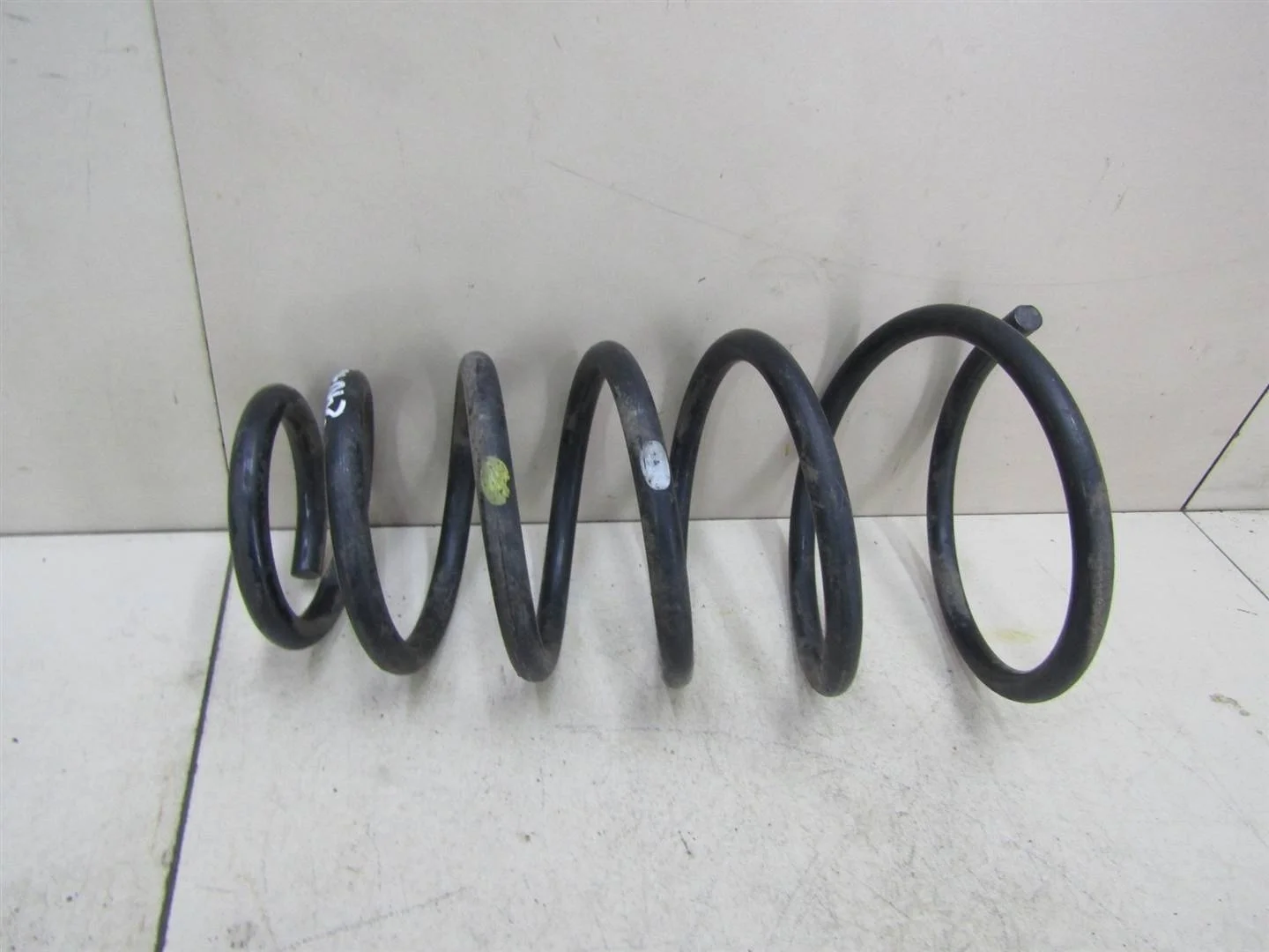 Пружина задняя Hyundai Tucson 2004-2010  [553302E600]  2.0 16V G4GC в Вологде