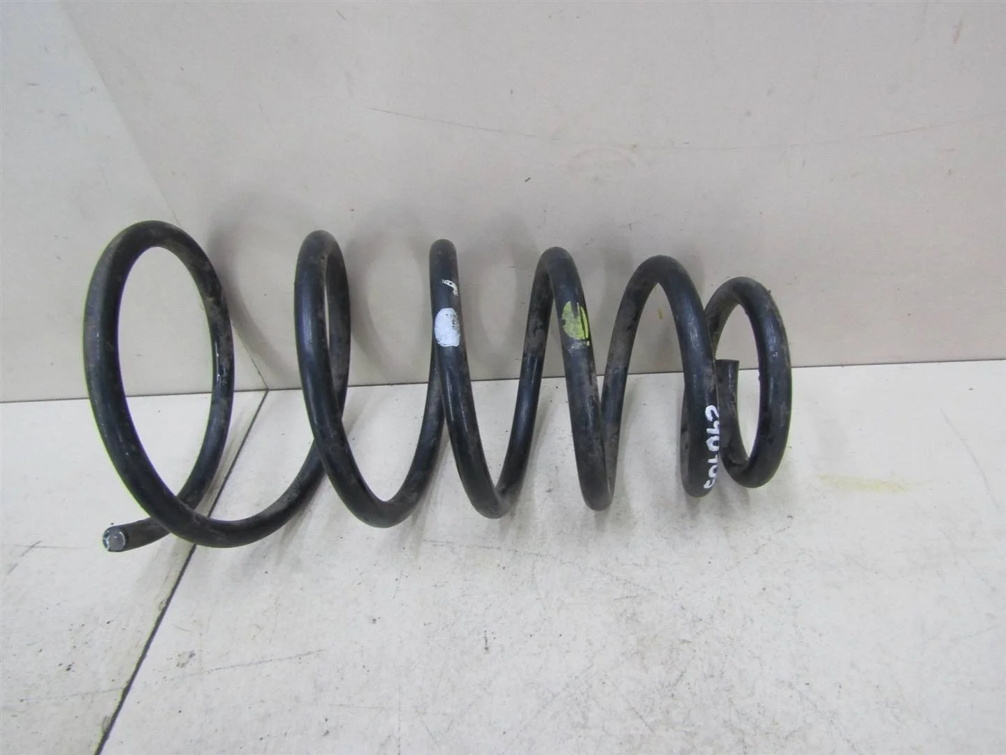 Пружина задняя Hyundai Tucson 2004-2010  [553302E600]  2.0 16V G4GC в Вологде